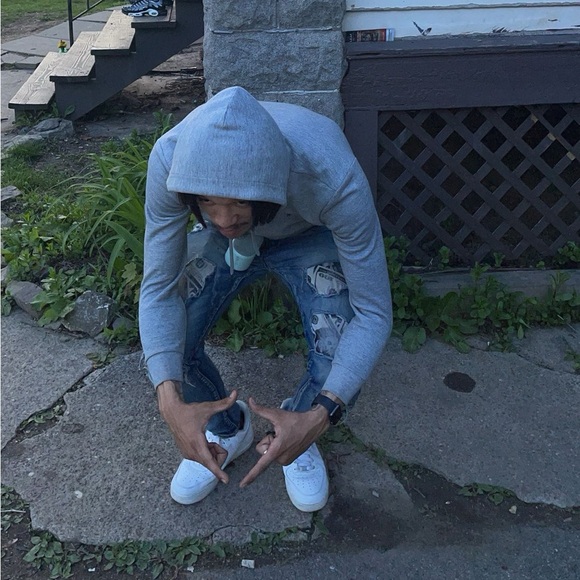 Meet your Posher, Zachary - Picture 1 of 1